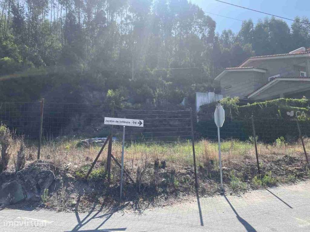 Terreno para cosntrução - Grande imagem: 2/4