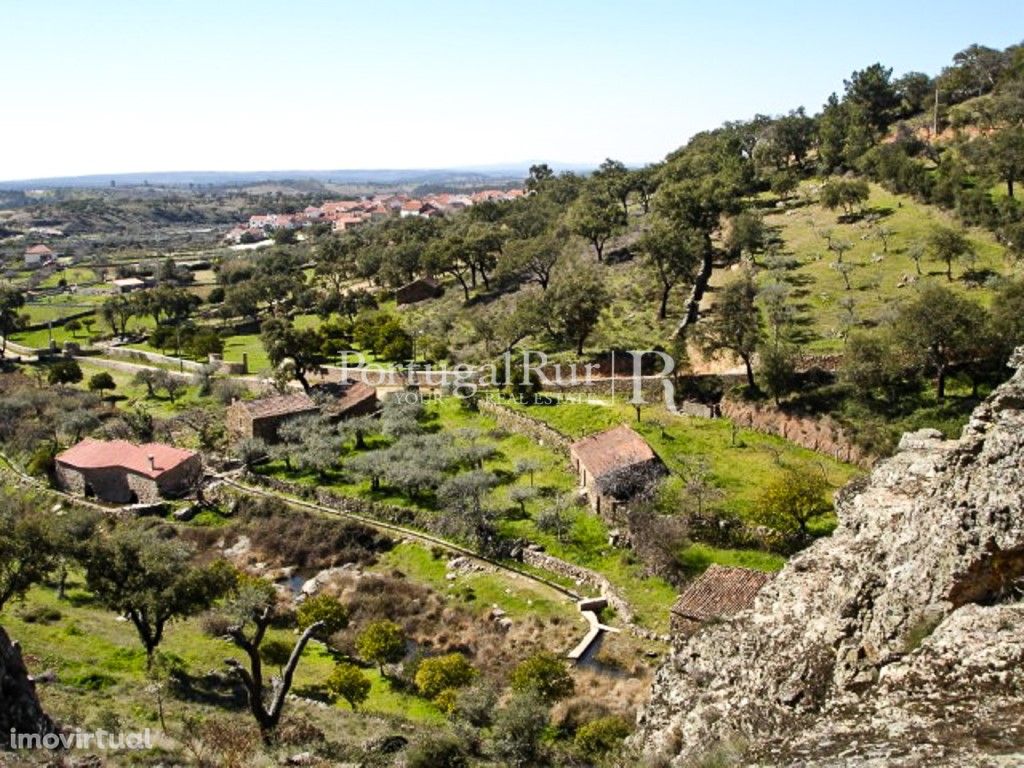 Terreno integrado no GeoParque da Meseta Meridional