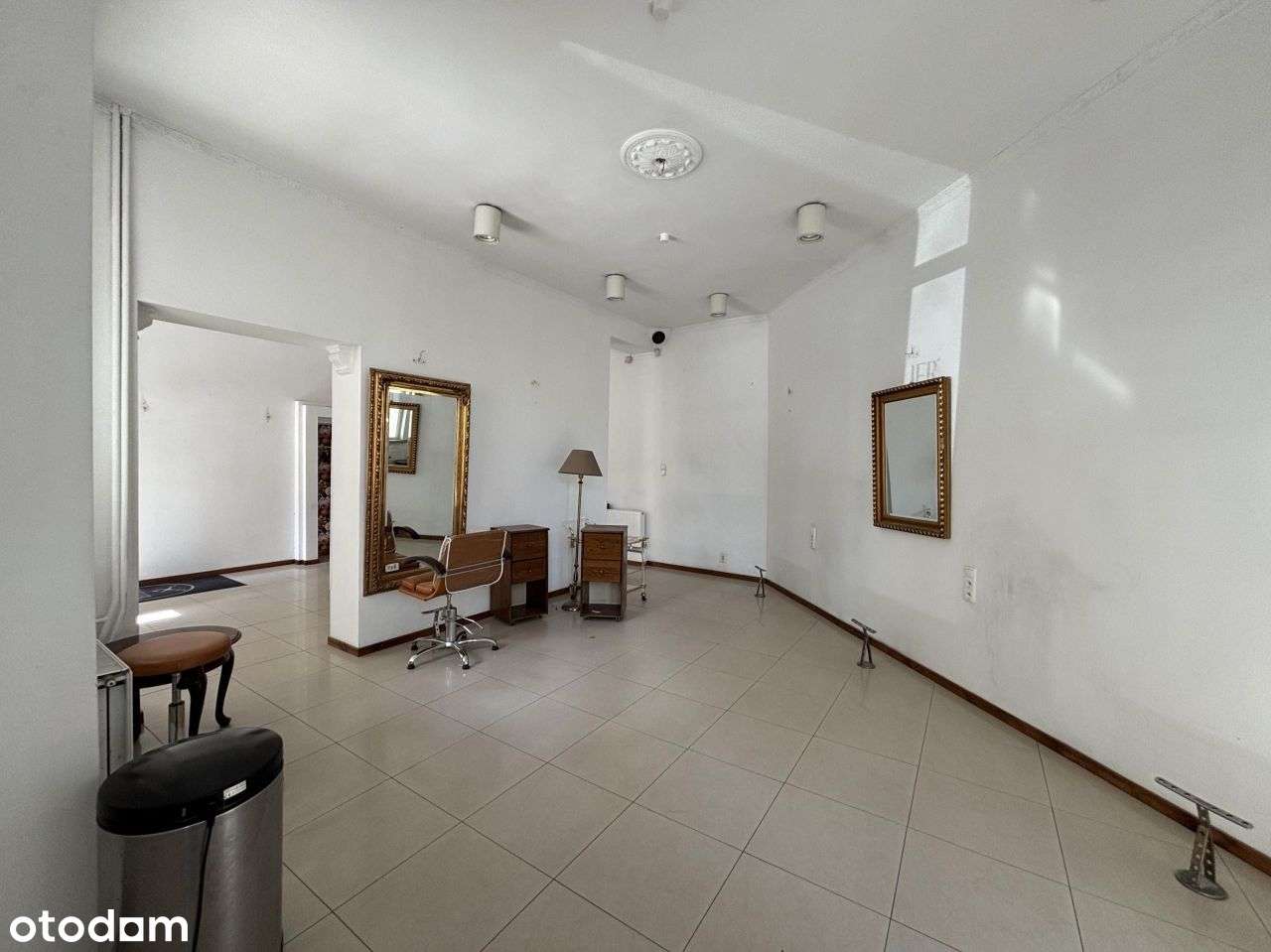 |Nożownicza|Centrum|Witryna|Paretr|Usługi|Gastro|-10