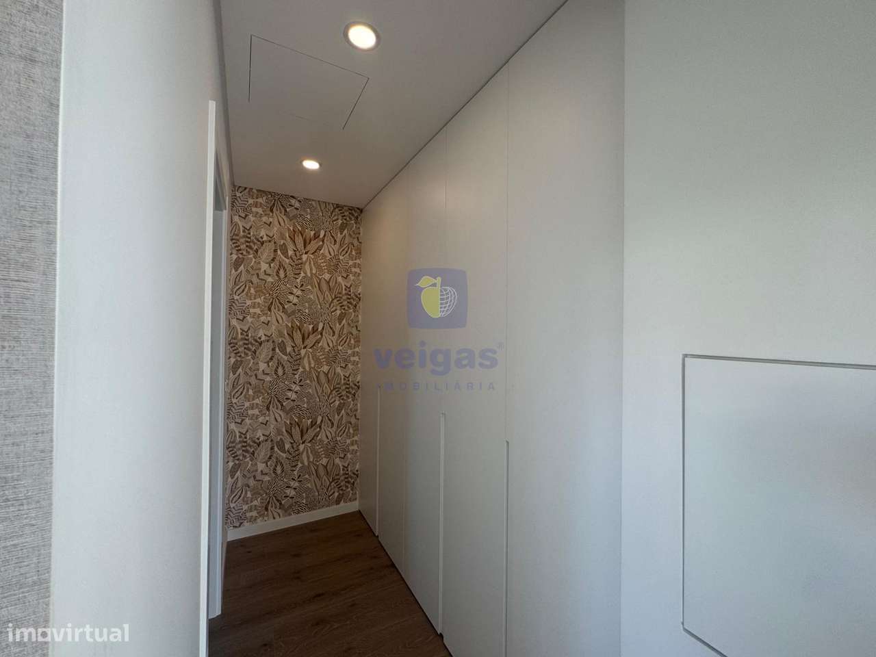 Moradia T4 C/ Piscina -  Bairro Primavera-36