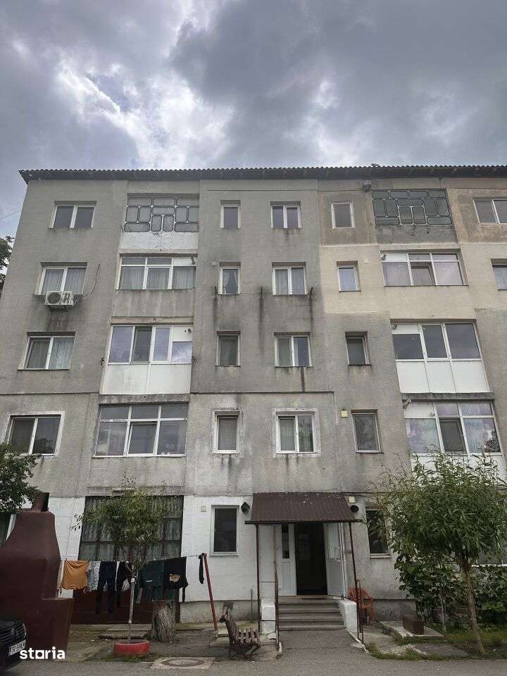 APARTAMENT 3 CAMERE - ROSIORII DE VEDE - - Imagine principală: 1/11