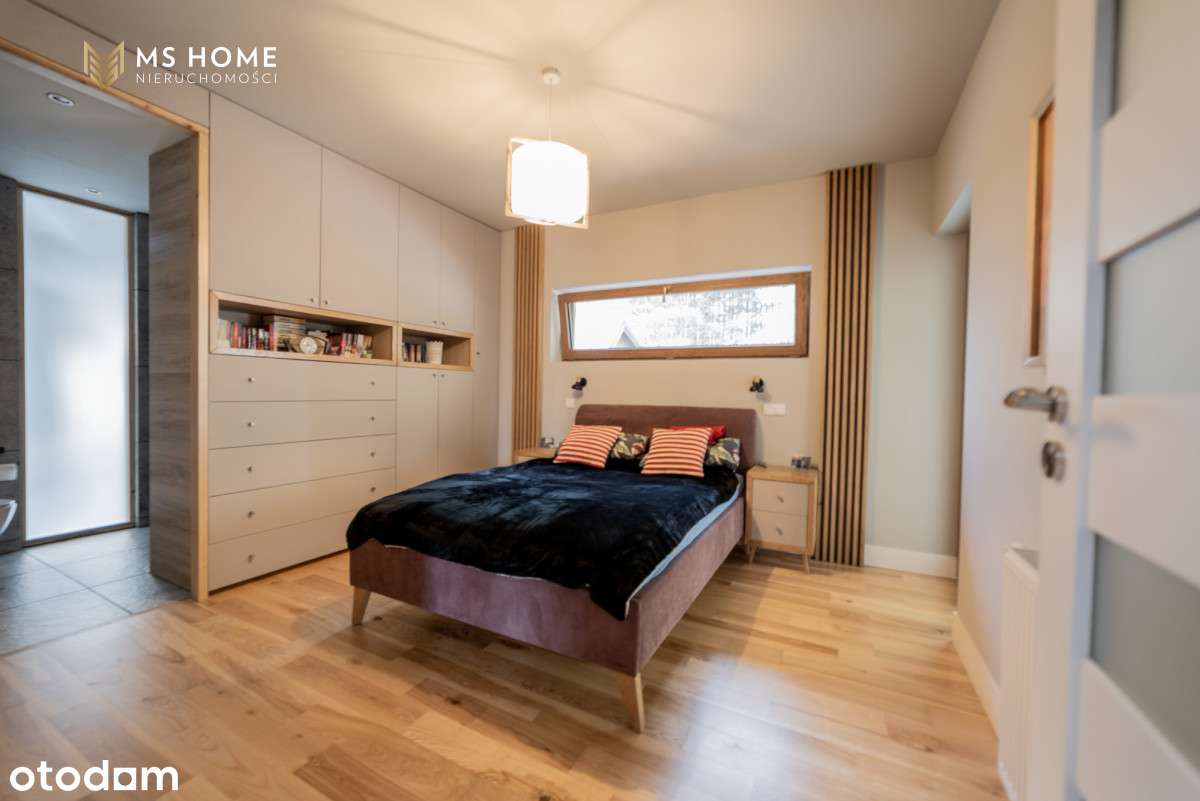 Nowoczesny dom wolnostojący w spokojnej okolicy.-13