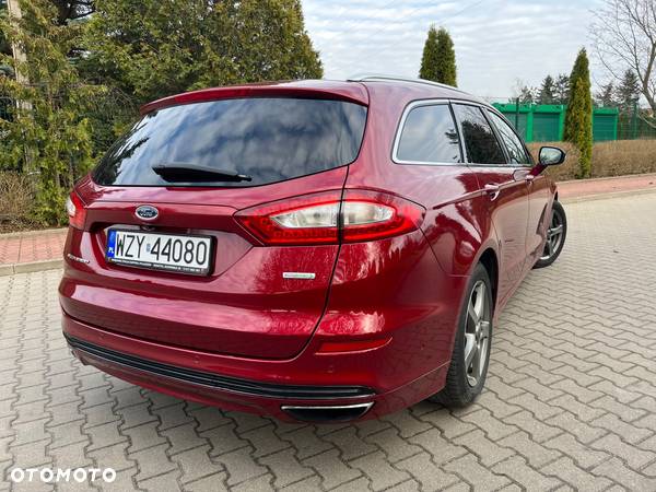 Ford Mondeo 2.0 EcoBoost Titanium X - 14