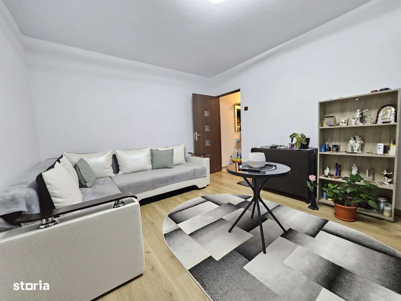 Oferta vanzare ap 2 cam Gavana -Nord, mobilat si utilat, 68800 euro - Imagine principală: 1/19