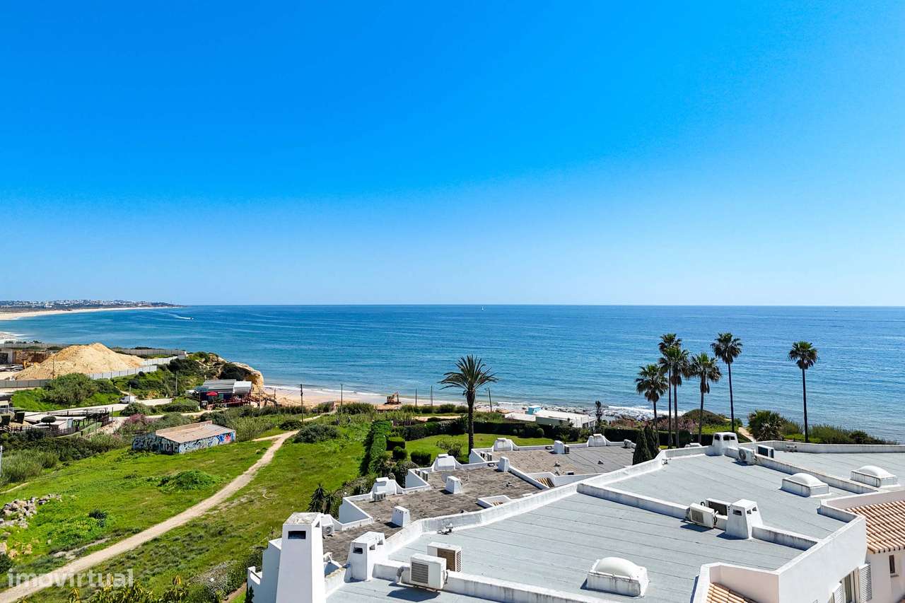 Penthouse Excecional com Amplo Terraço e Vistas Panorâmicas para o Mar - Grande imagem: 3/36