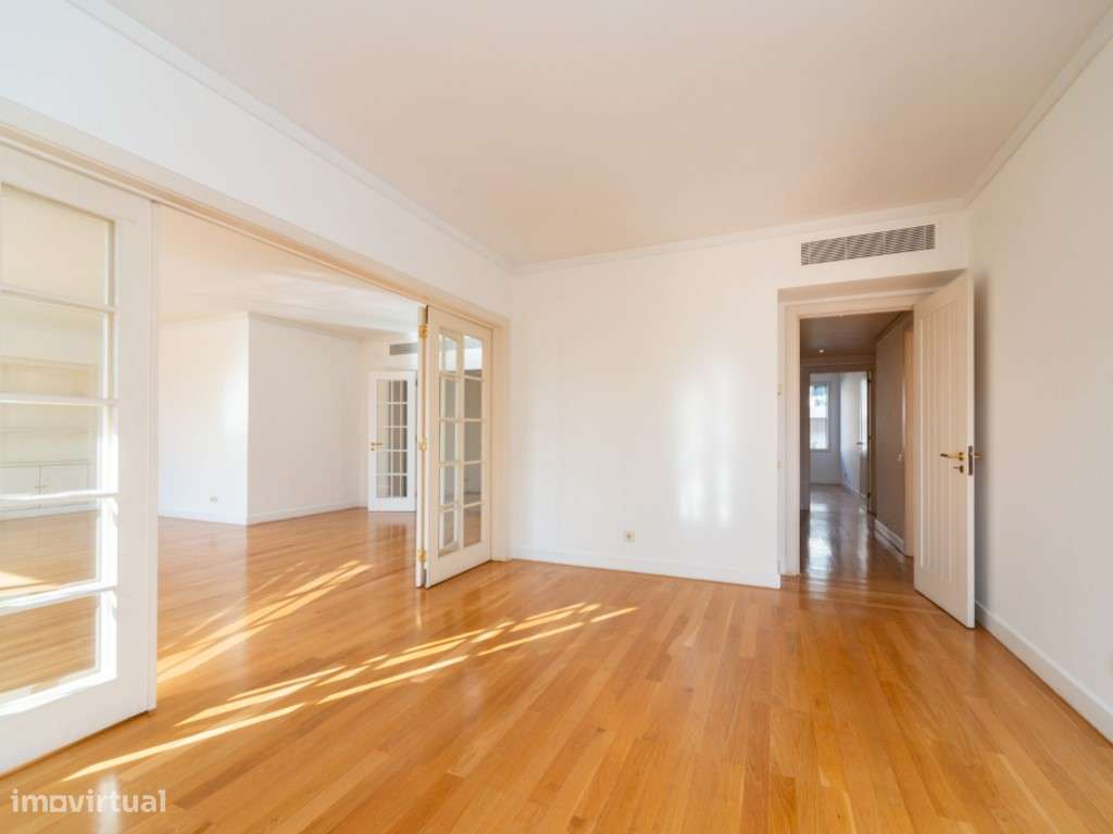 T3+2 em condominio de prestigio nas Amoreiras, com terraço e vista ...-8