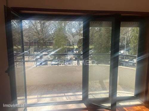 T2 - R Hernâni Torres  -  Paranhos - Grande imagem: 2/19