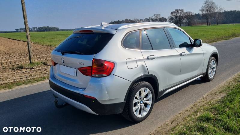 BMW X1 xDrive20d - 21