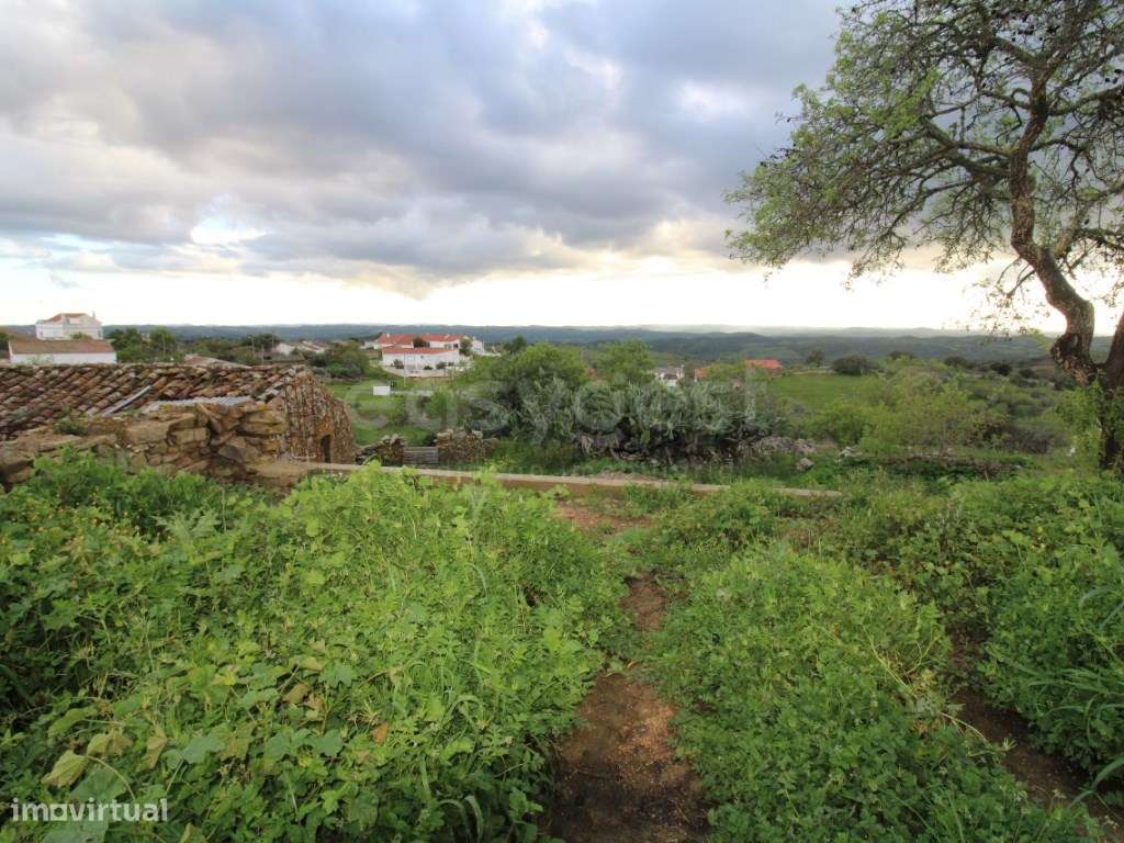 Terreno com ruína, situado em Giões, Alcoutim - Grande imagem: 3/11