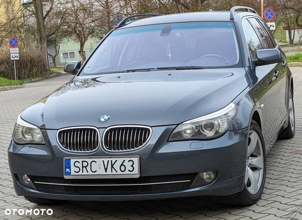 BMW Seria 5 525i - 28