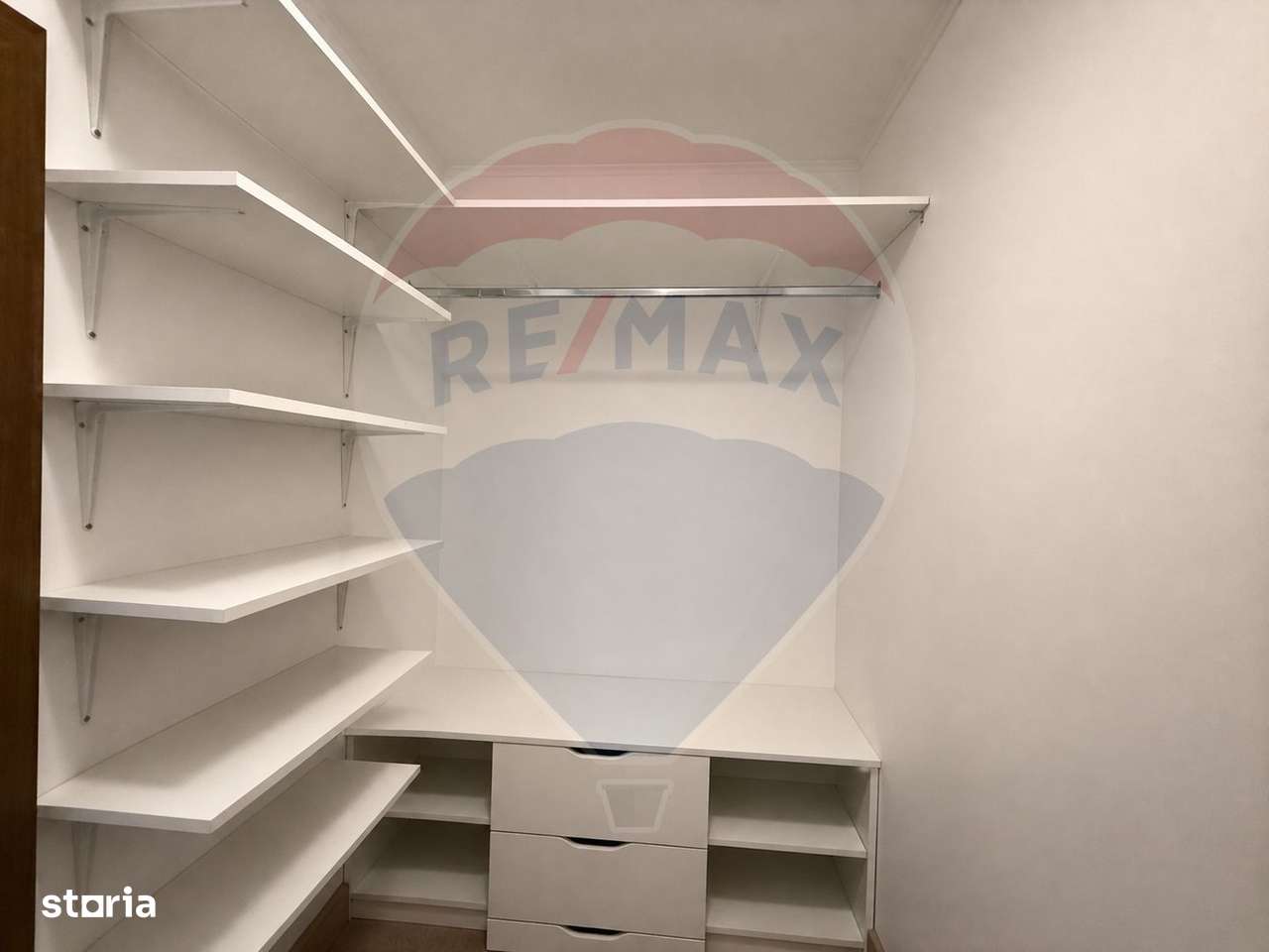 COMISION 0% Apartament cu 3 camere de vânzare cu loc de parcare-7