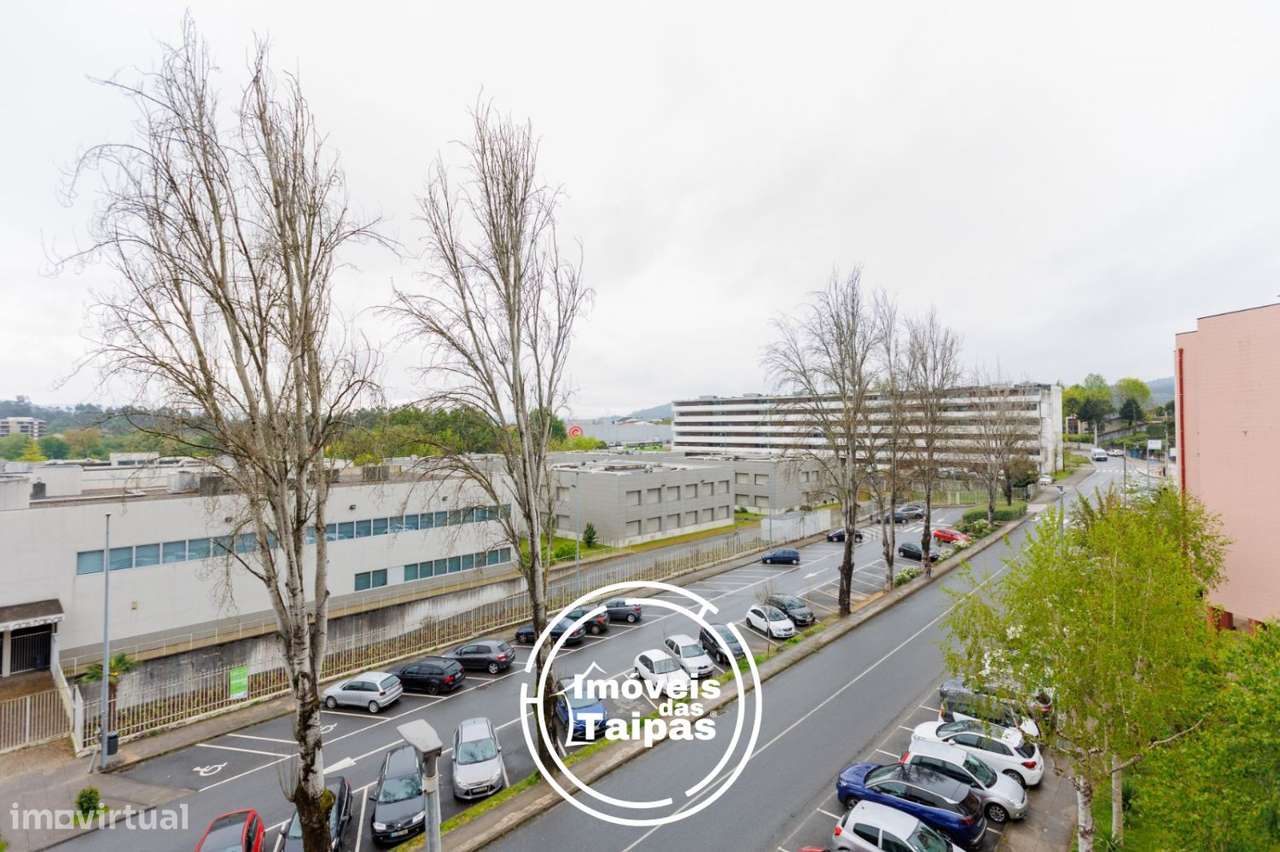 Vende-se T2 Junto às Escolas - Caldas das Taipas-17