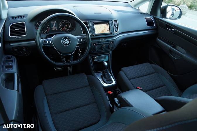 Volkswagen Sharan 2.0 TDI DSG IQ.DRIVE - 10
