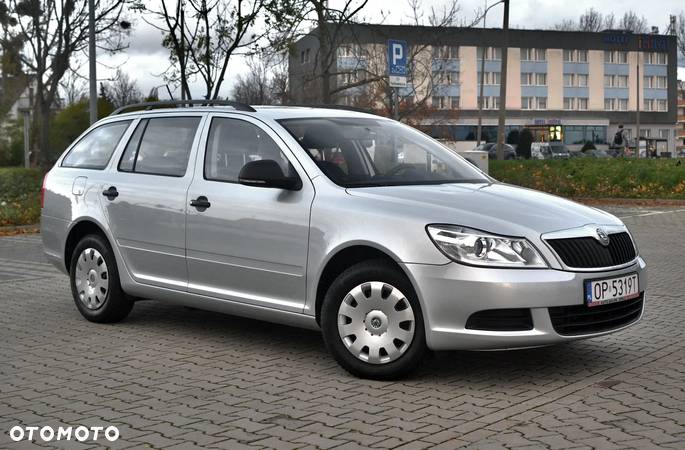 Skoda Octavia 1.6 TDI Active - 8