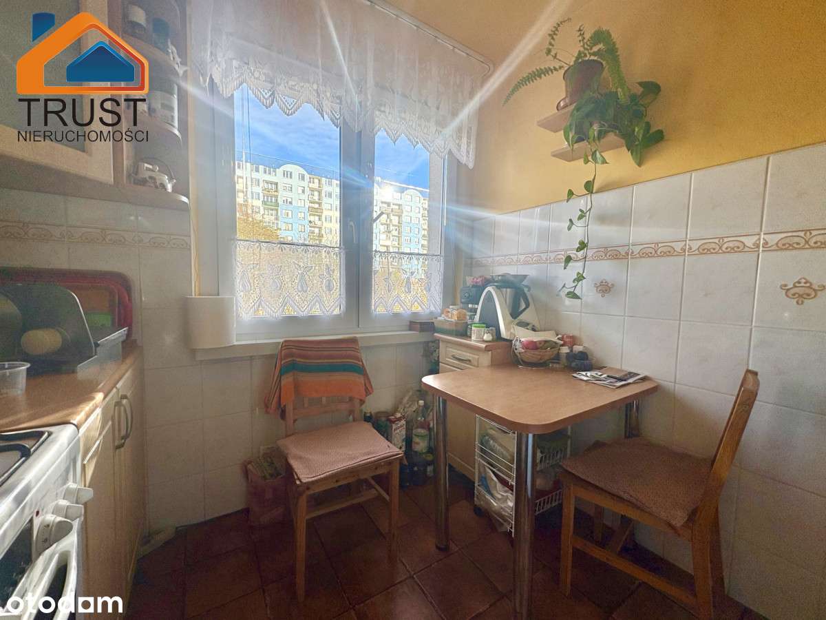 Rozkładowe M4 na os. Jagiełły!-8