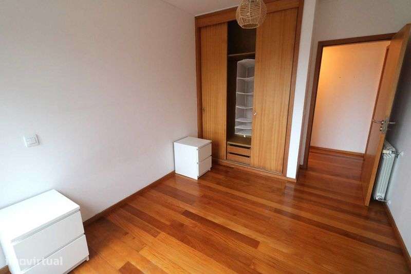 Apartamento T1 com Terraço + Lugar Garagem Lavra - Grande imagem: 5/12