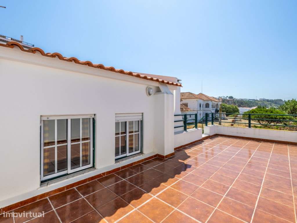 Moradia Triplex com Vista Mar e Terraço Privativo no Coração da Naz...-24