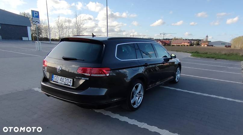 Volkswagen Passat 2.0 TDI BMT Comfortline - 4