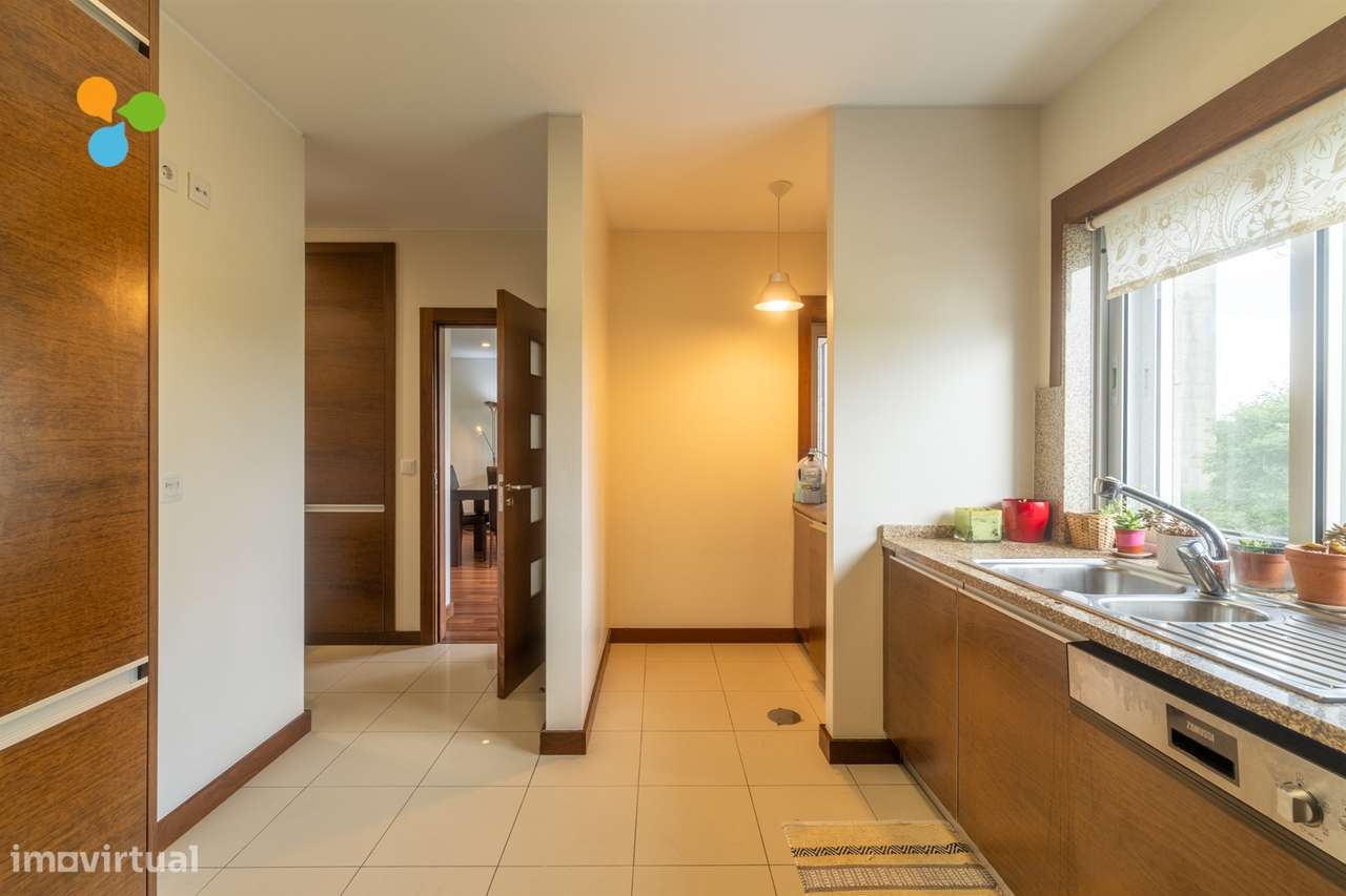 Apartamento T4 Venda em Paranhos,Porto-25