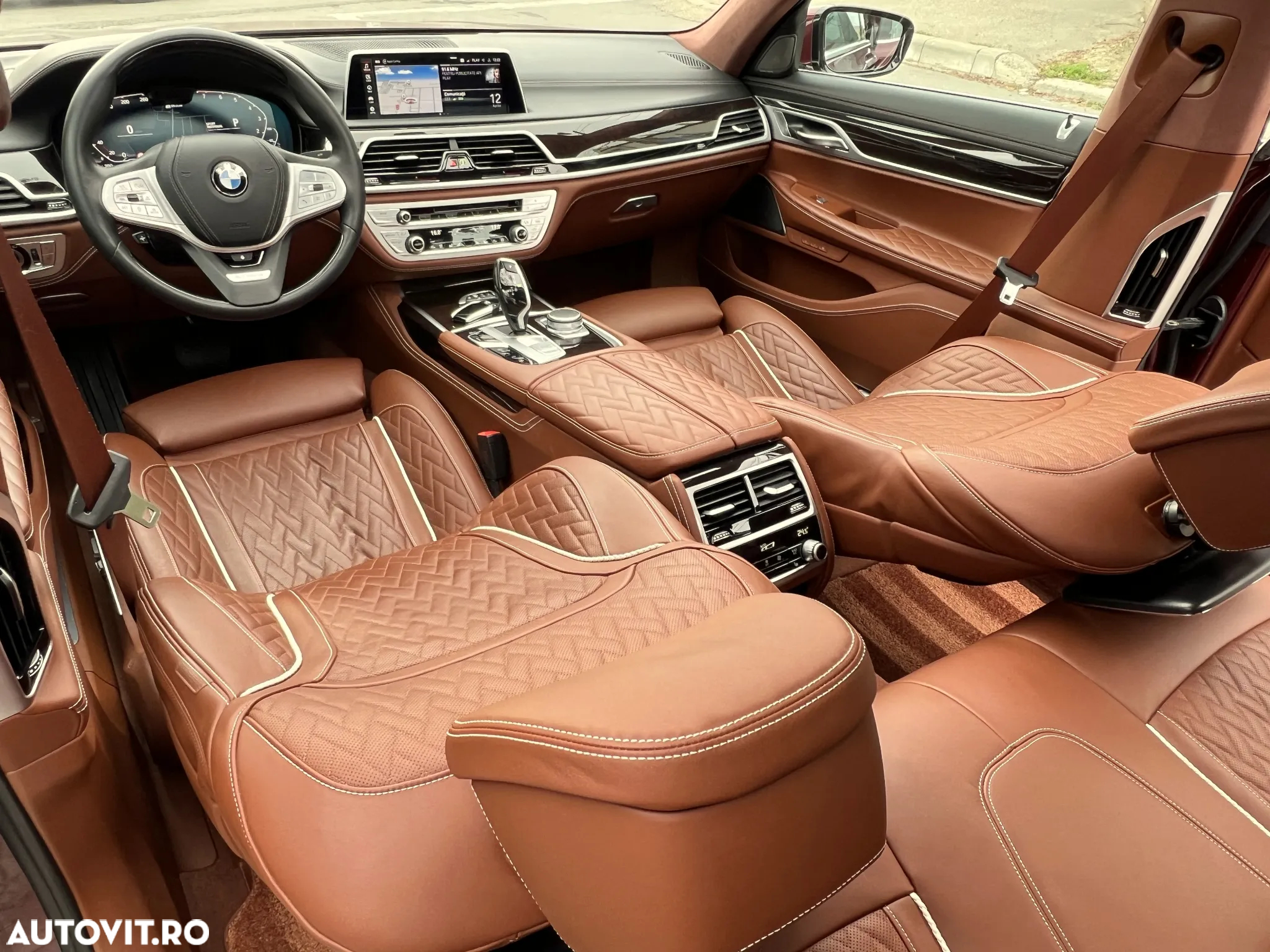 BMW Seria 7 745e - 20