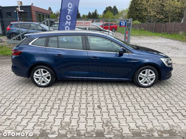 Renault Megane 1.5 Blue dCi Business - 11