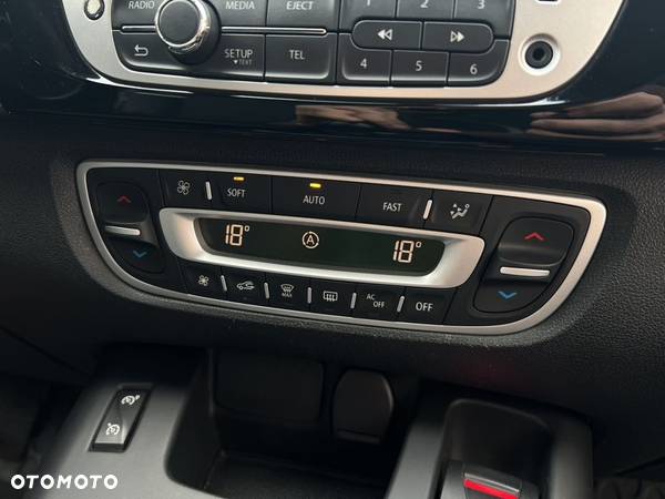 Renault Grand Scenic dCi 130 FAP Start & Stop Bose Edition - 32