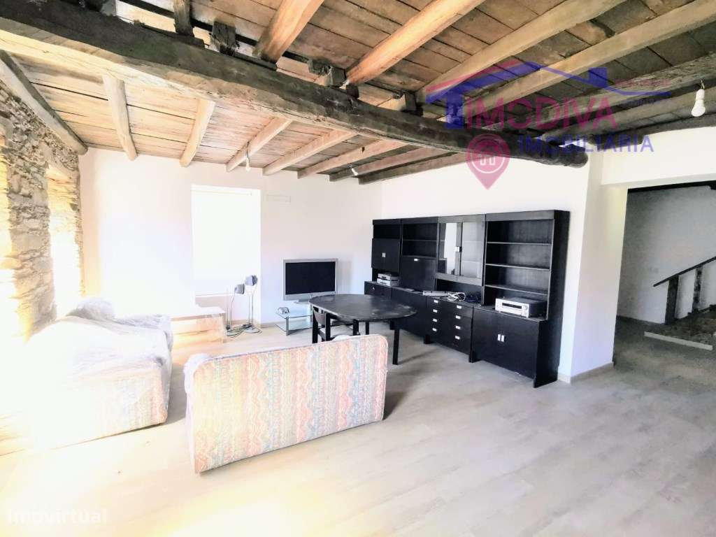 Moradia T4 em pedra, recentemente remodelada, próxima da Pampilhosa... - Grande imagem: 5/41