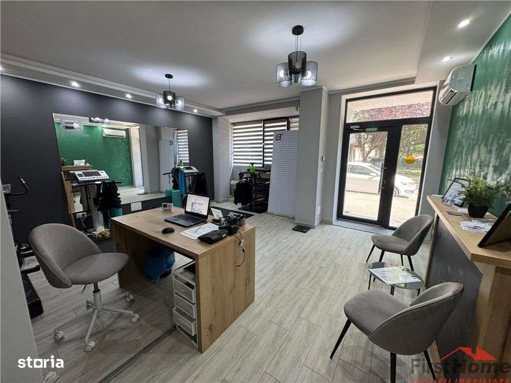Spatiu comercial renovat complet de vanzare in Focsani - Imagine principală: 5/19