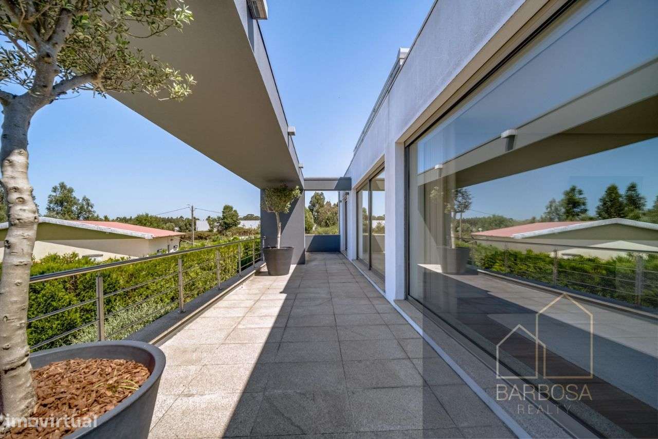 V5 Maia - 4 suites - 4 frentes - Luxo, privacidade e tranquilidade!-37