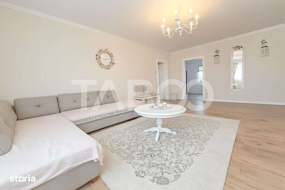 Casa moderna de vanzare in zona Dealul Sibiului din Sura Mare - Imagine principală: 2/18