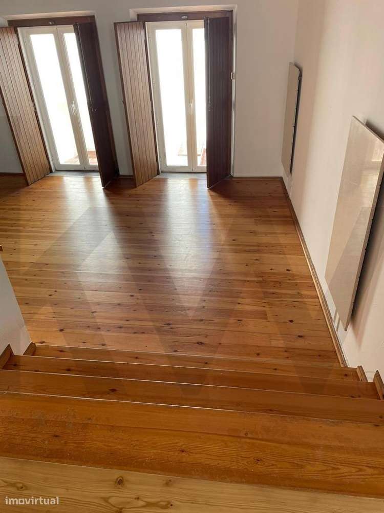 Moradia independente no Centro Histórico de Montemor-o-Novo, Alentejo - Grande imagem: 4/15