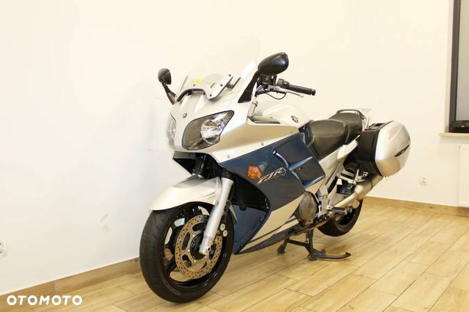 Yamaha FJR - 10