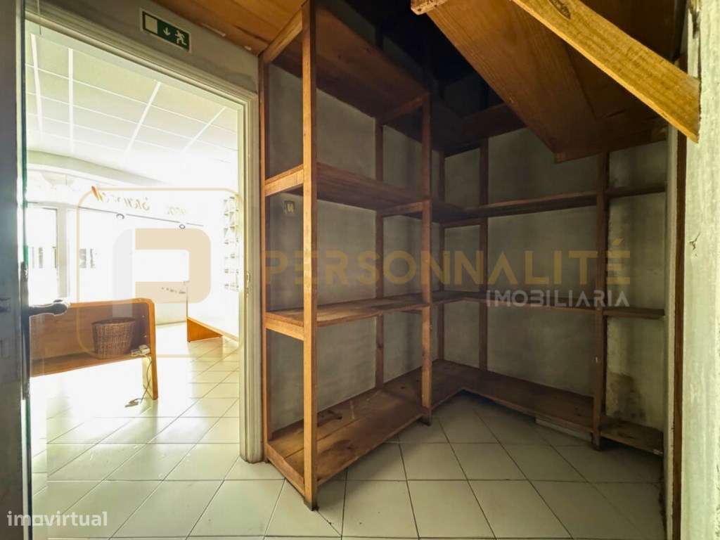 Loja no Centro Histórico de Guimarães - Grande imagem: 5/8