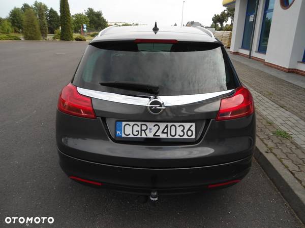 Opel Insignia 2.0 CDTI Cosmo - 11