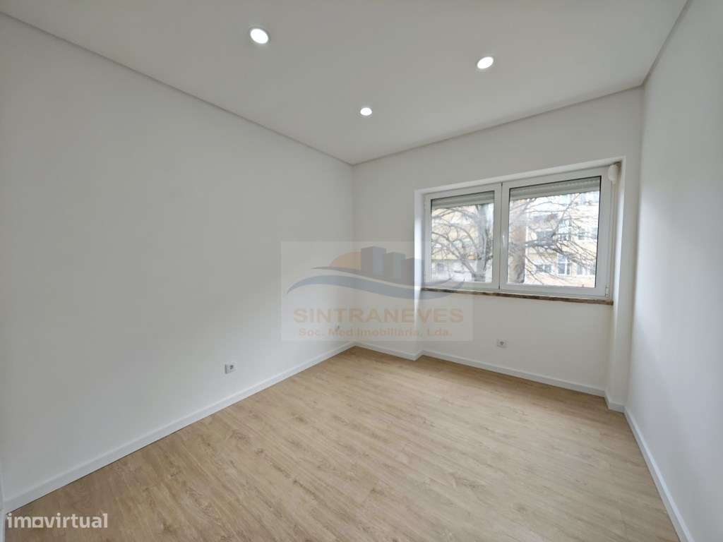 T3 Totalmente Remodelado com 2 WC's | Arrecadação | Pronto a Habitar - Grande imagem: 2/11