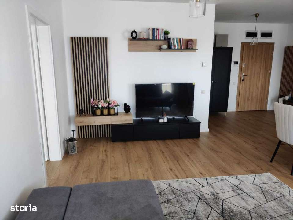 Oportunitate de investitie ,Apartament cheie 2 camere , etaj intermedi - Imagine principală: 2/8
