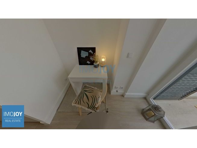 Apartamento T2 DUPLEX na Lapa, Recuperado, com Zona exterior-8