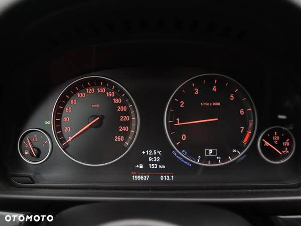 BMW Seria 5 520i Touring Luxury Line - 19