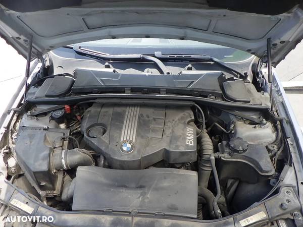 Dezmembrez BMW Seria 3 ,E91 ,an 2010 , cod motor N47D20A - 6
