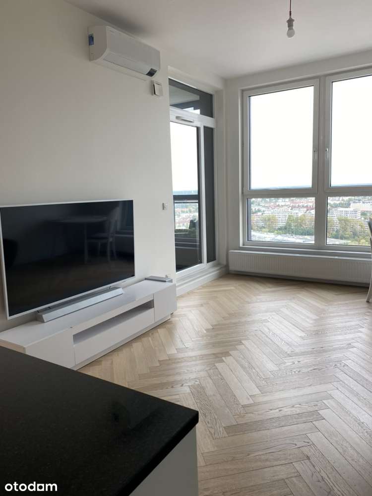 Mieszkanie 23 piętro + loggia |dodatkowo garaż |sprzedaż bezpośrednia - Pełny obrazek: 3/16