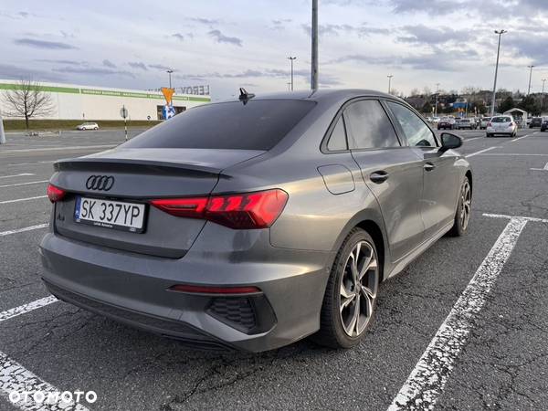 Audi A3 35 TFSI mHEV S Line S tronic - 3