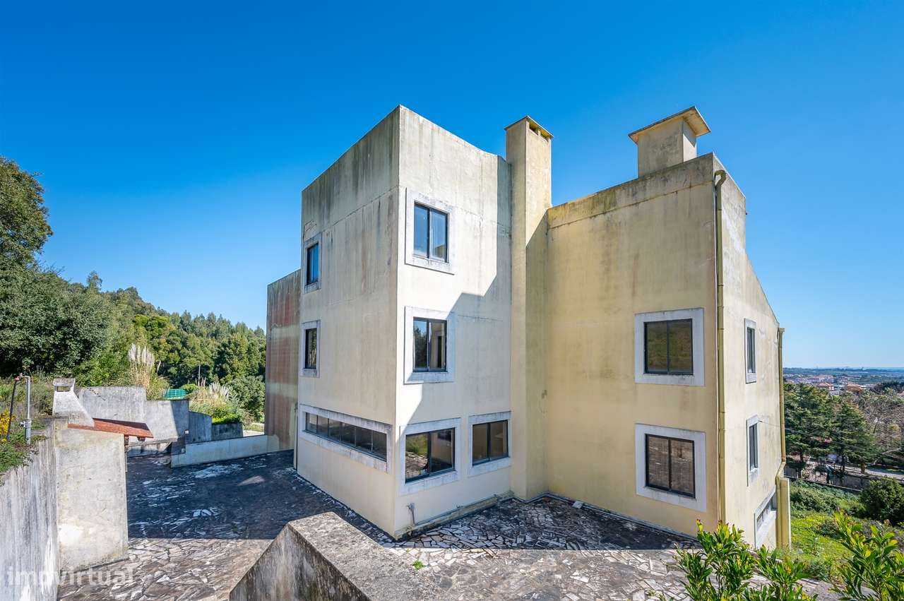 Moradia 10 assoalhadas com vista deslumbrante de Mar e de Serra.-33