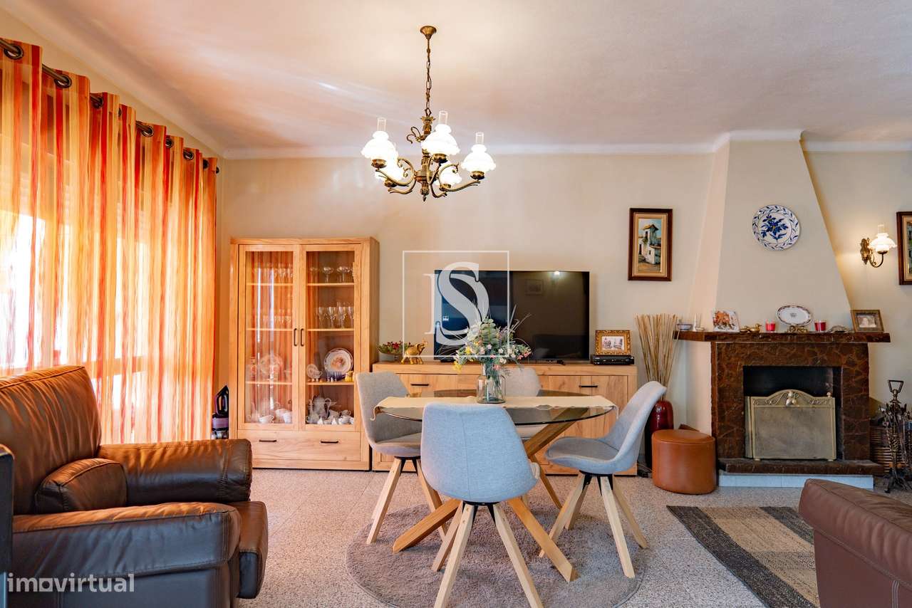 Moradia T3 + Lote Urbano 384m2 | Urb. Casal Tocha, Torres Novas - Grande imagem: 5/31