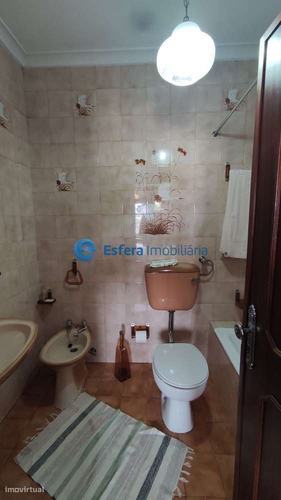 Moradia a 1 Km praia Miramar-19