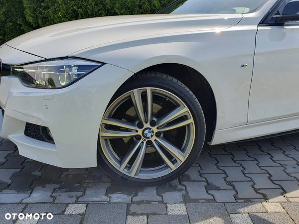 BMW Seria 3 320d xDrive M Sport Shadow sport - 14