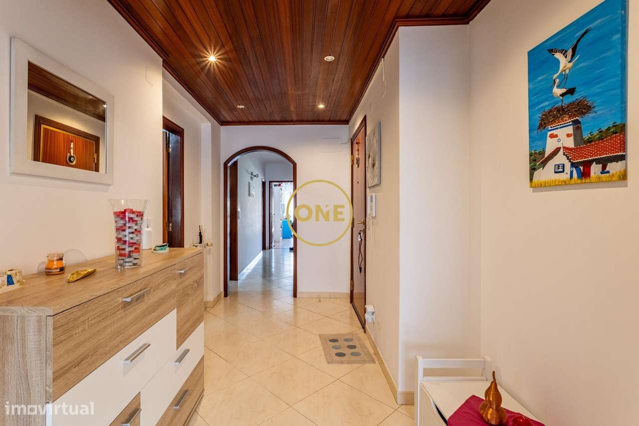 T2 com 108m2, garagem box + parqueamento, vistas Serra de Sintra | Pal-4