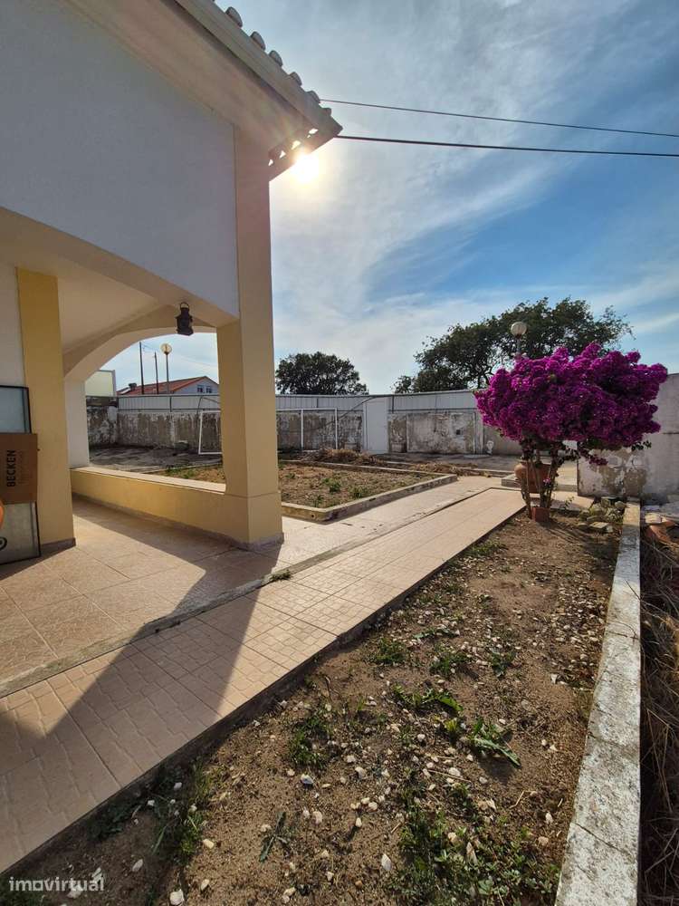Moradia T5 em Bispeira, Sobral de Monte Agraço-7