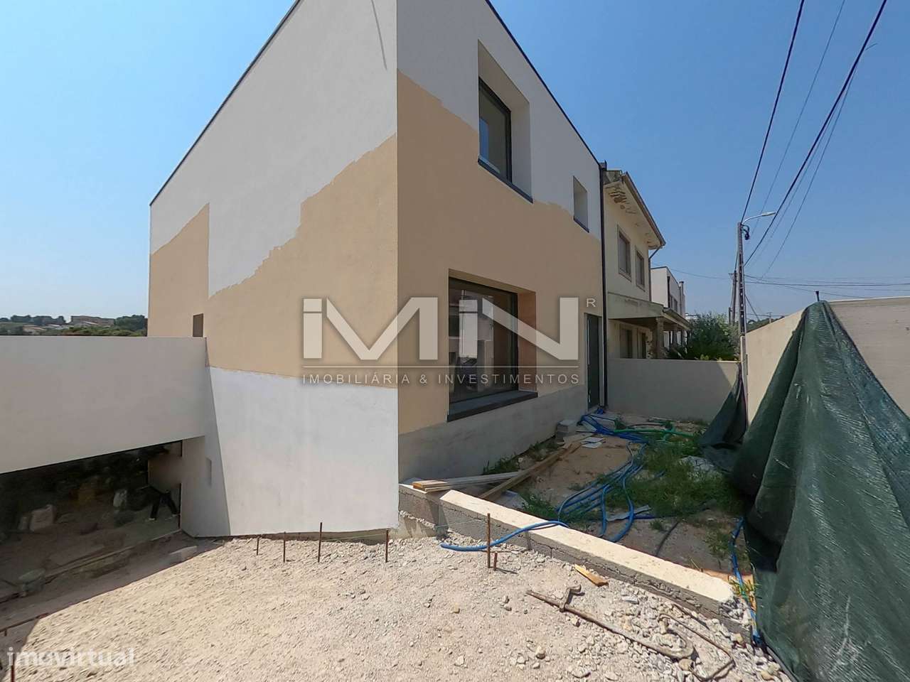 Moradia V4 -c/ piscina - 5 km do Porto-55