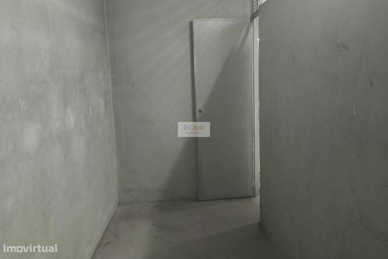 Apartamento T2 com terraço de 41m2 em Moreira da Maia-15