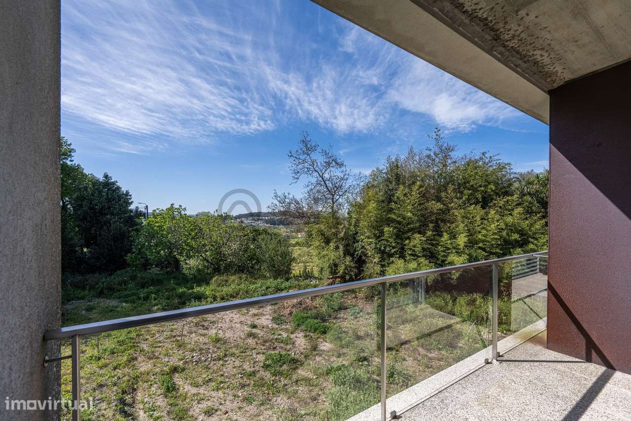 Moradia em Trandeiras, Braga-18